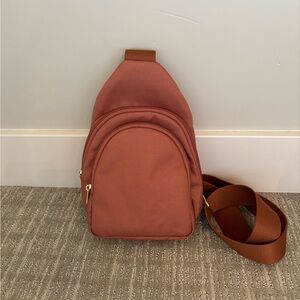 Canvelle city sling bag